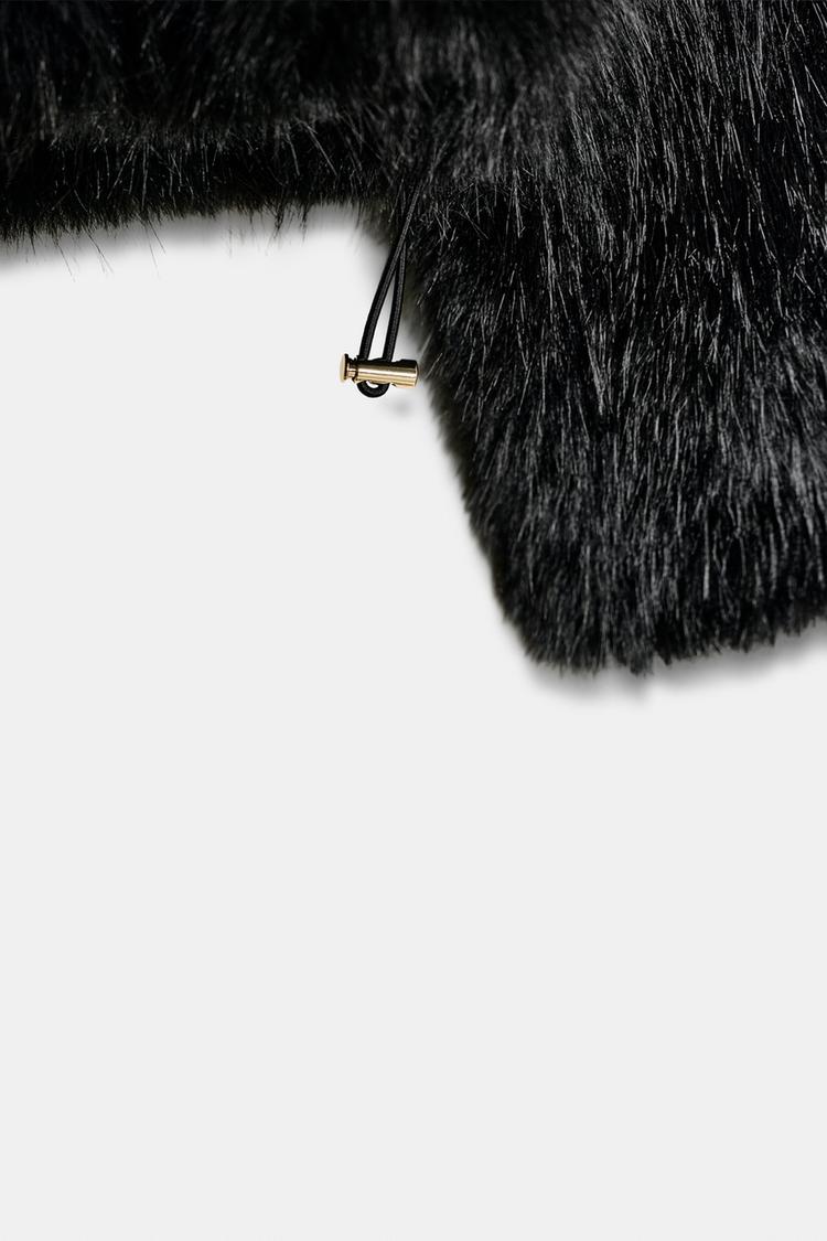 SHORT FAUX FUR HOODED COAT