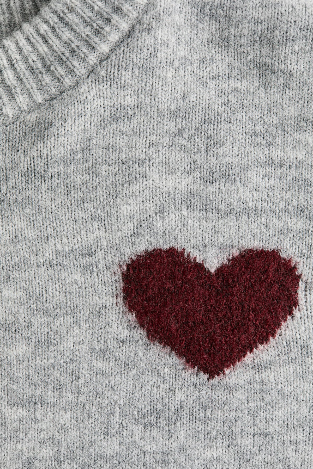 Motif-detail jumper