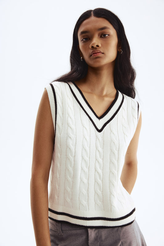 Cable-knit sweater vest