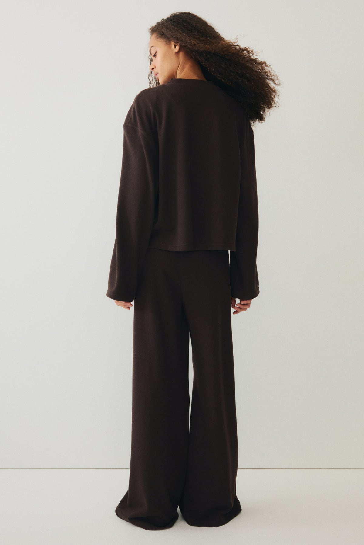 2-piece jersey top and trousers set