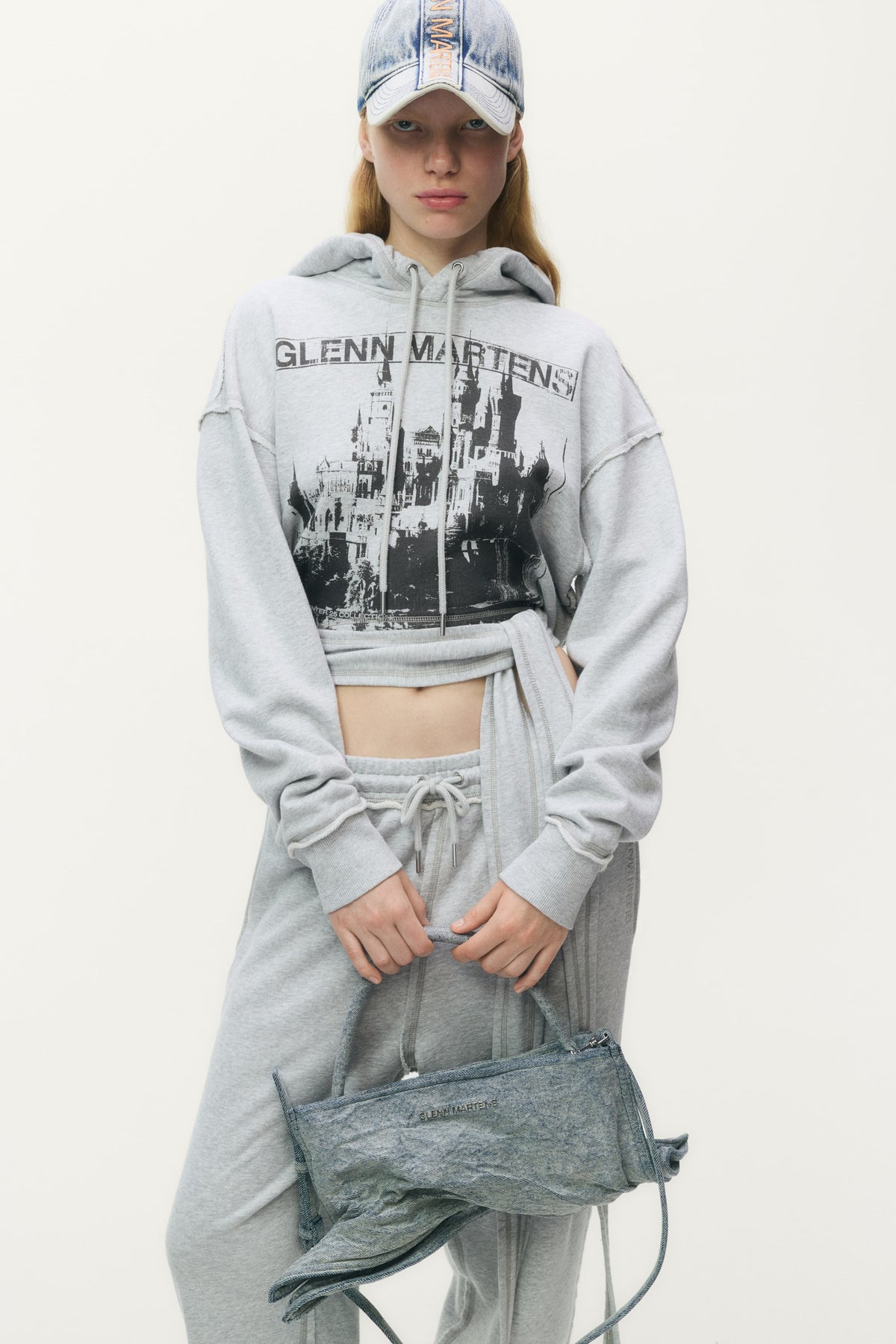 Tie-detail printed hoodie